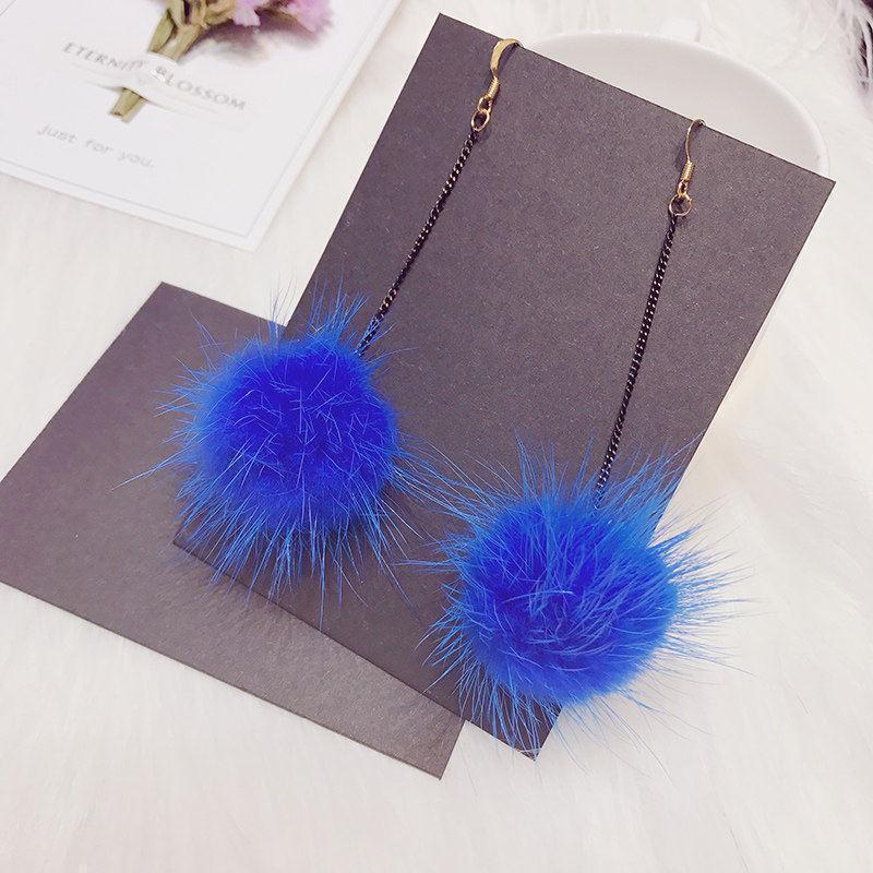 Boucles d'oreilles de balle de fuzz fantaisie