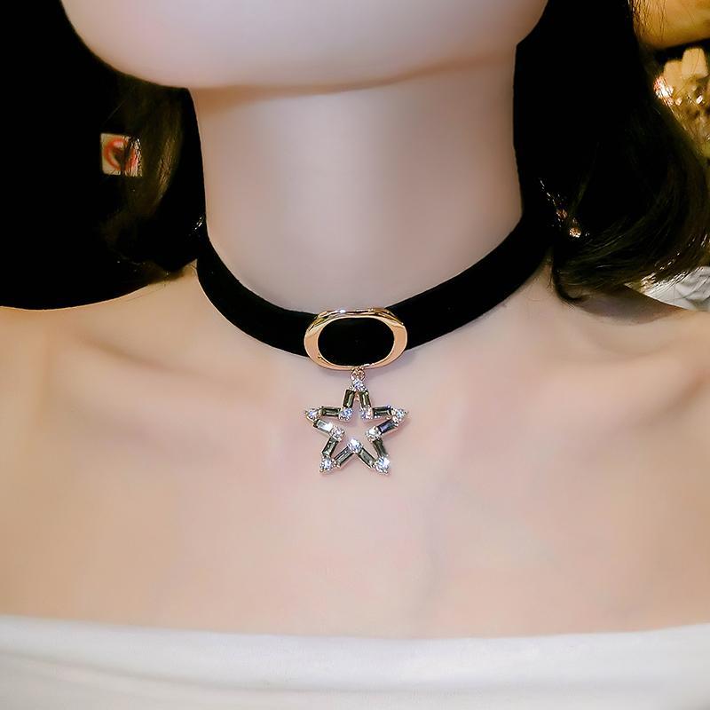 Star of Hope Pernyataan Choker