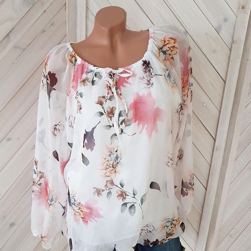 Blusa campesina floral con capas holgadas